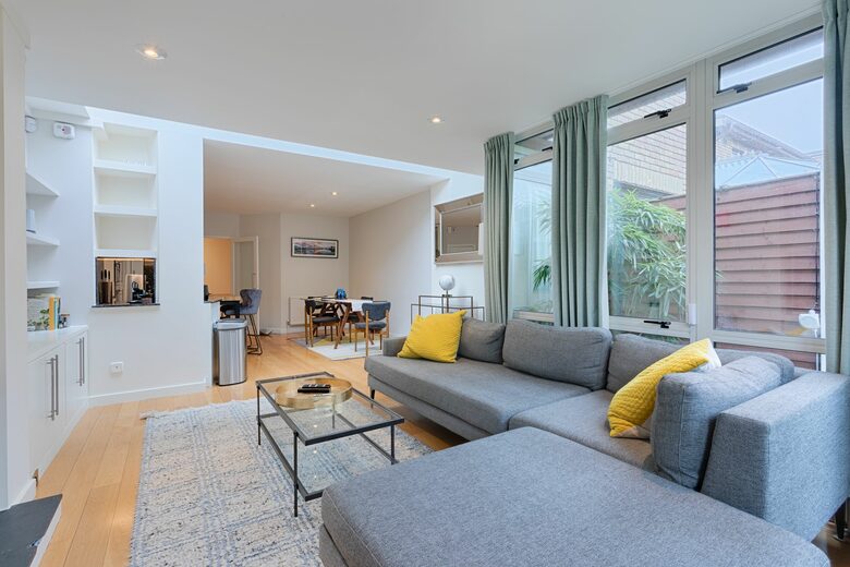 Shrewsbury Park - Dublin, Ireland