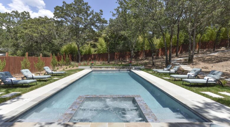 Exquisite Modern Farmhouse with a Pool - Sonoma, California