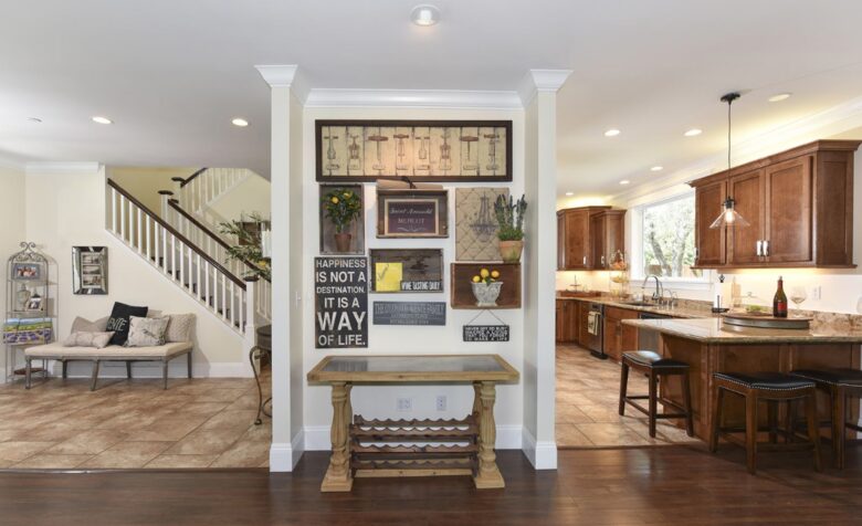 Exquisite Modern Farmhouse with a Pool - Sonoma, California