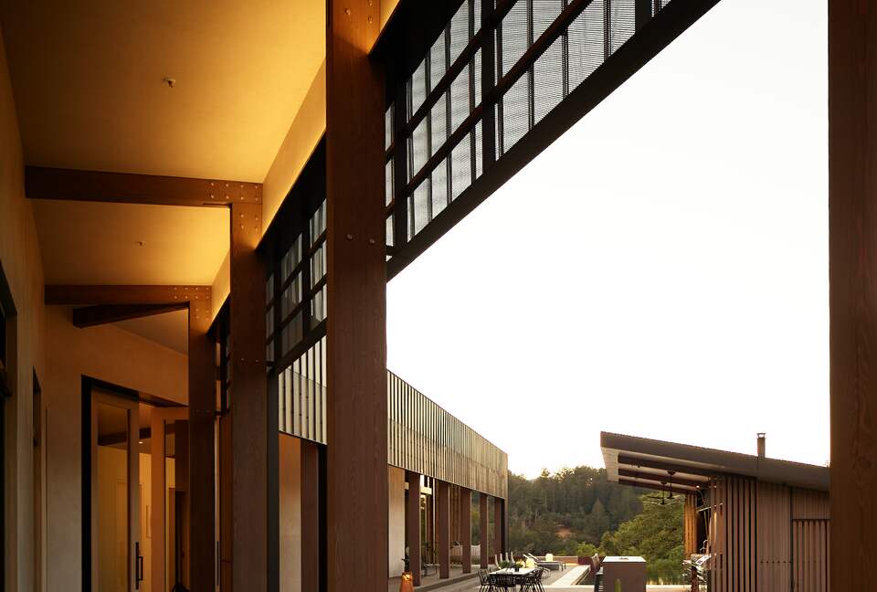 Modern Hilltop Wine-Country Home Surrounded by Forest, close to town - Healdsburg, California