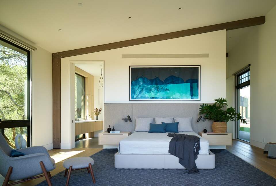 Modern Hilltop Wine-Country Home Surrounded by Forest, close to town - Healdsburg, California