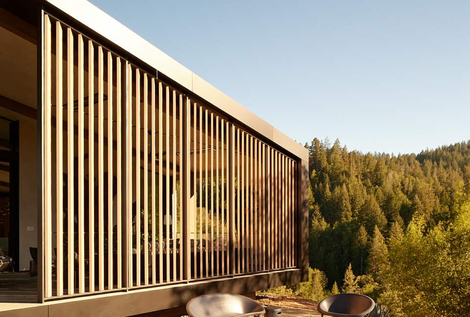 Modern Hilltop Wine-Country Home Surrounded by Forest, close to town - Healdsburg, California
