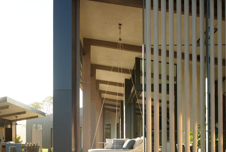 Modern Hilltop Wine-Country Home Surrounded by Forest, close to town - Healdsburg, California