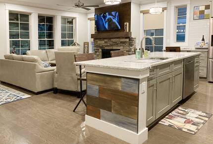 Beautiful Brand New Modern Home - Black Mountain, North Carolina