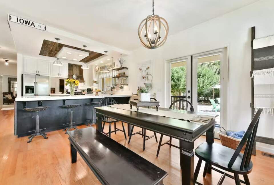 Sonoma Valley Wine Country Farmhouse - Kenwood, California