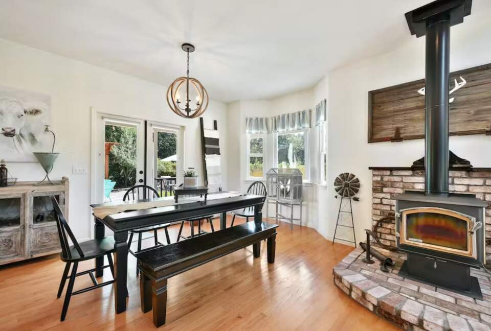 Sonoma Valley Wine Country Farmhouse - Kenwood, California