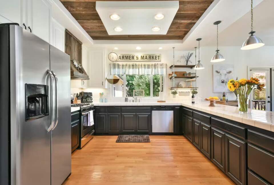 Sonoma Valley Wine Country Farmhouse - Kenwood, California