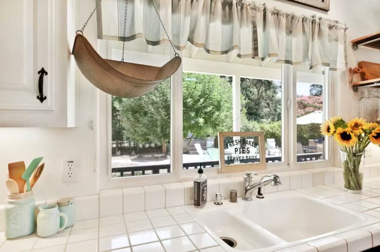 Sonoma Valley Wine Country Farmhouse - Kenwood, California