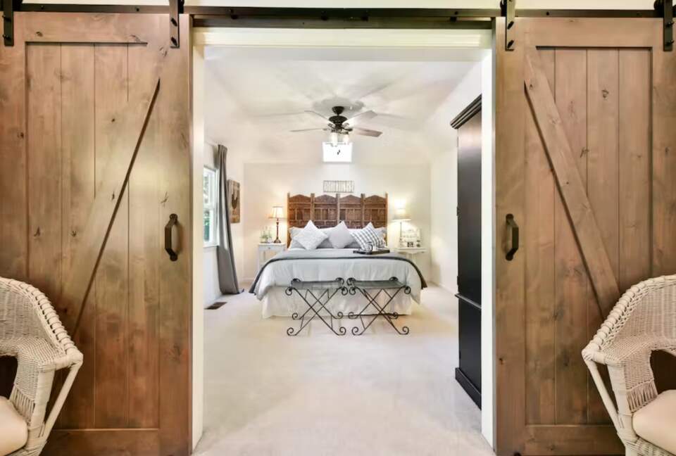 Sonoma Valley Wine Country Farmhouse - Kenwood, California