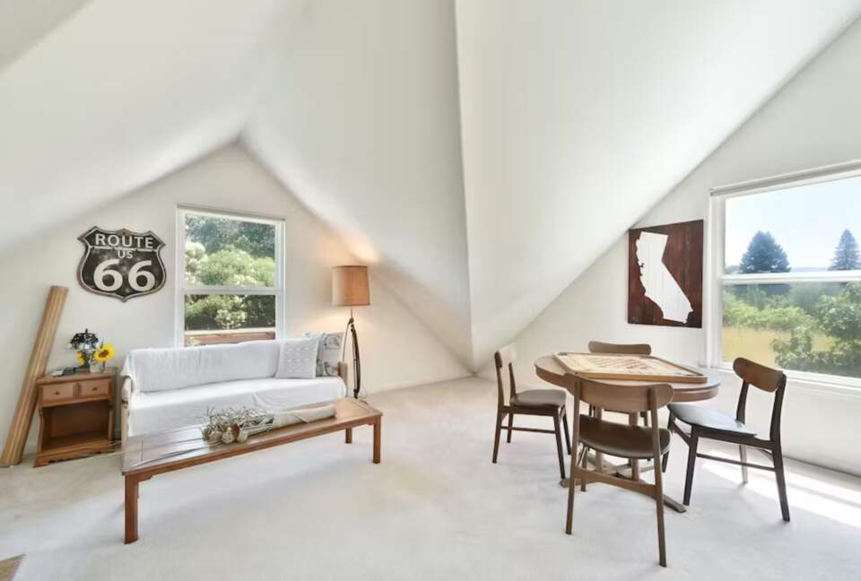 Sonoma Valley Wine Country Farmhouse - Kenwood, California