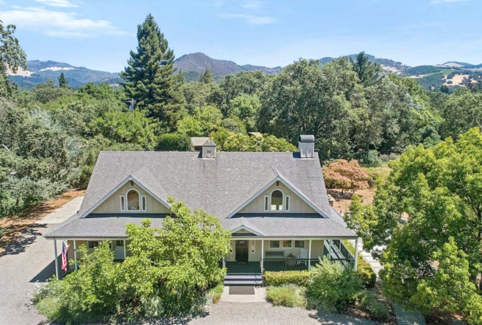 Sonoma Valley Wine Country Farmhouse - Kenwood, California