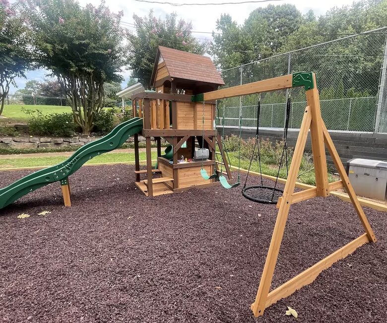 Luxurious Lake Lanier Compound - Flowery Branch, Georgia