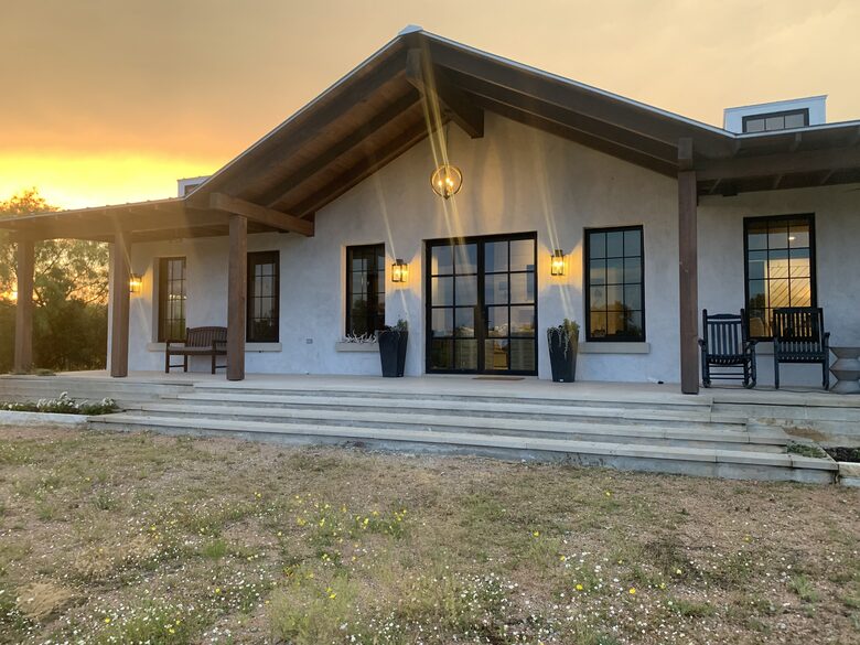 Ranch Road Hill Country Luxury Retreat on 300 Plus Private Acres! - Mason, Texas