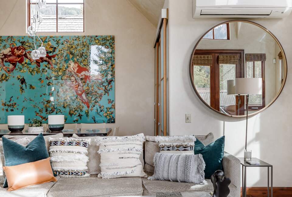 Eastside Aspen Townhouse | Stroll to Slopes - Aspen, Colorado