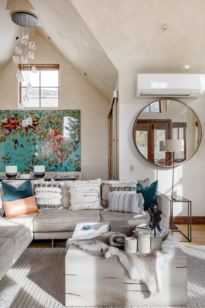 Eastside Aspen Townhouse | Stroll to Slopes - Aspen, Colorado