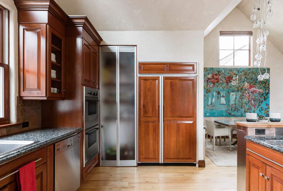 Eastside Aspen Townhouse | Stroll to Slopes - Aspen, Colorado