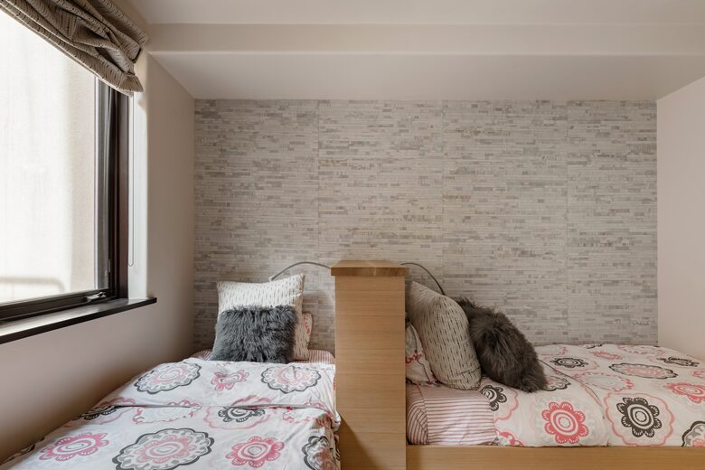 Eastside Aspen Townhouse | Stroll to Slopes - Aspen, Colorado