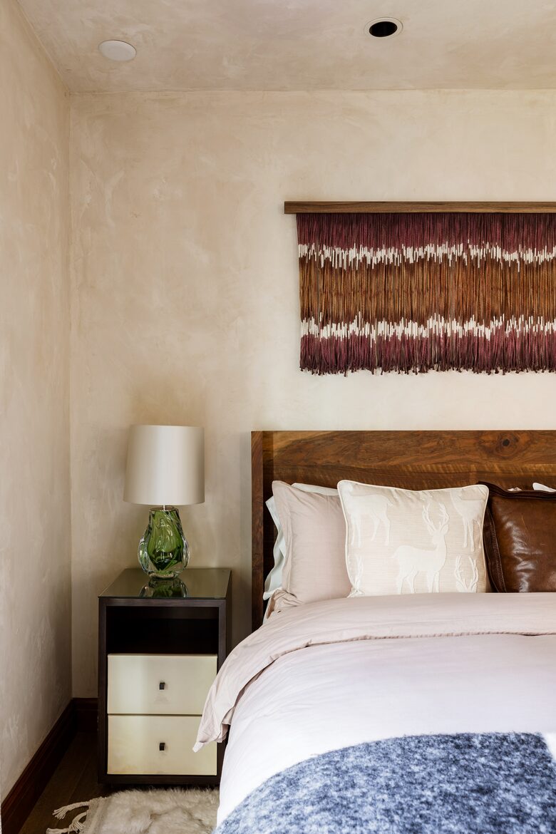 Eastside Aspen Townhouse | Stroll to Slopes - Aspen, Colorado