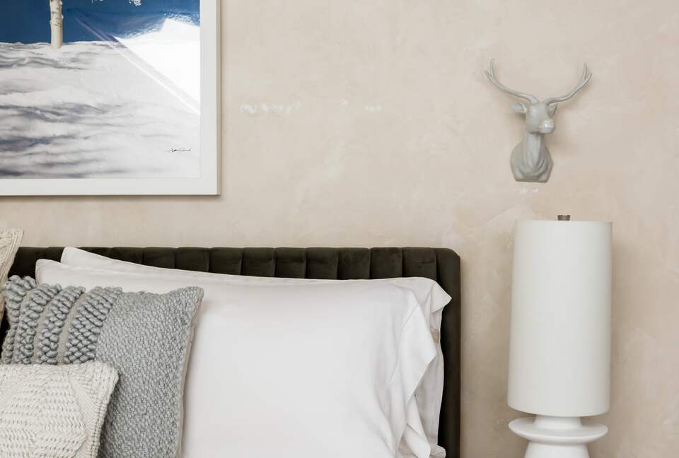 Eastside Aspen Townhouse | Stroll to Slopes - Aspen, Colorado