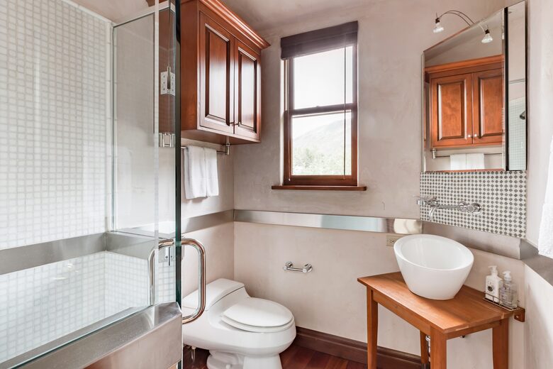 Eastside Aspen Townhouse | Stroll to Slopes - Aspen, Colorado