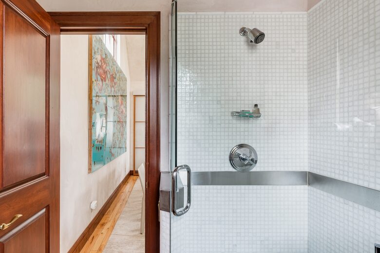 Eastside Aspen Townhouse | Stroll to Slopes - Aspen, Colorado