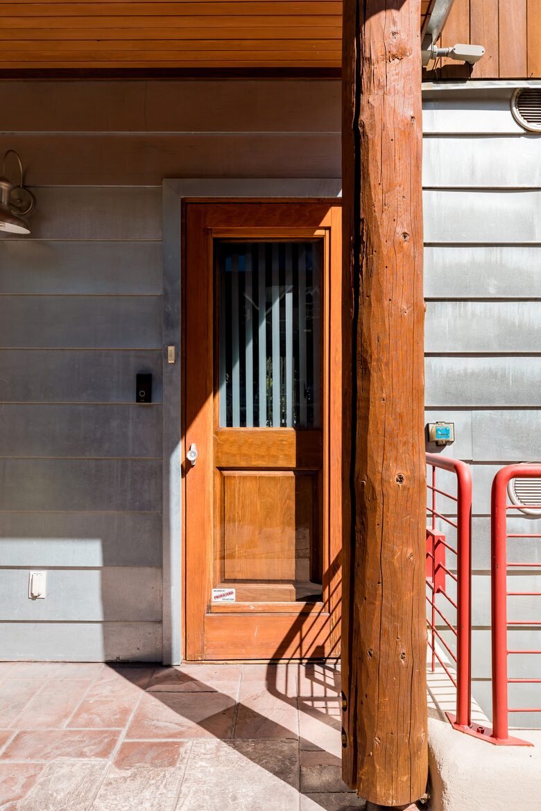 Eastside Aspen Townhouse | Stroll to Slopes - Aspen, Colorado