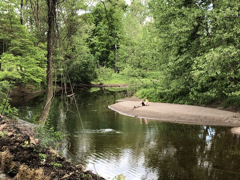 Private Guesthouse at Avalanche Farms | with Stream Access - Saugerties, New York