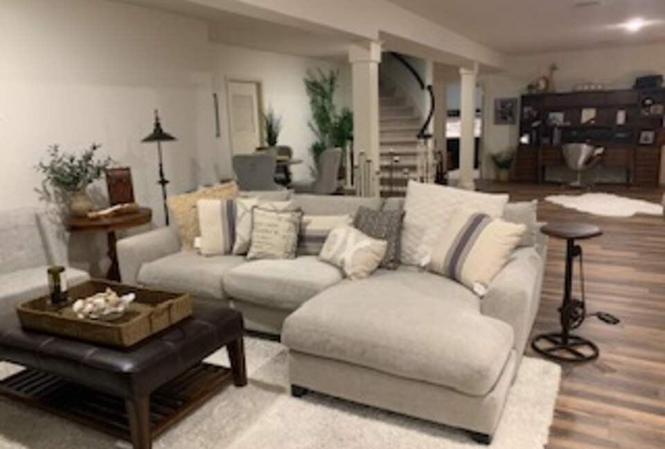 Omaha Retreat on 1 Acre - Available for College World Series CWS! - Omaha, Nebraska