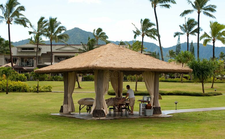 Hawaiian Oceanside Paradise - Kauaʻi, Hawaii