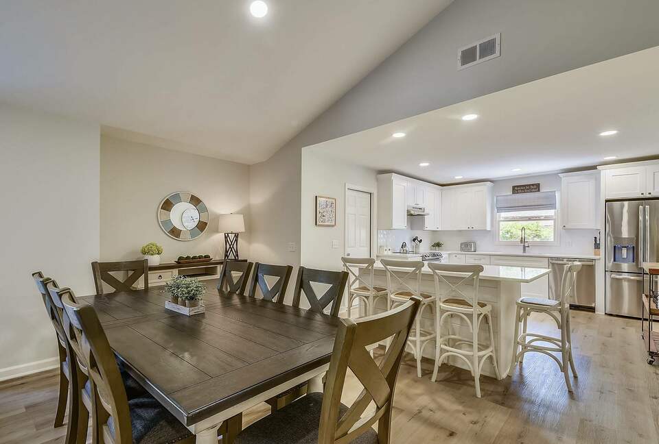 Old Military Road Retreat | Walk to 5th Hole on Harbour Town Golf Links - Hilton Head Island, South Carolina