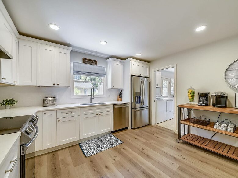 Old Military Road Retreat | Walk to 5th Hole on Harbour Town Golf Links - Hilton Head Island, South Carolina