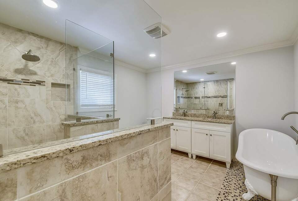 Old Military Road Retreat | Walk to 5th Hole on Harbour Town Golf Links - Hilton Head Island, South Carolina