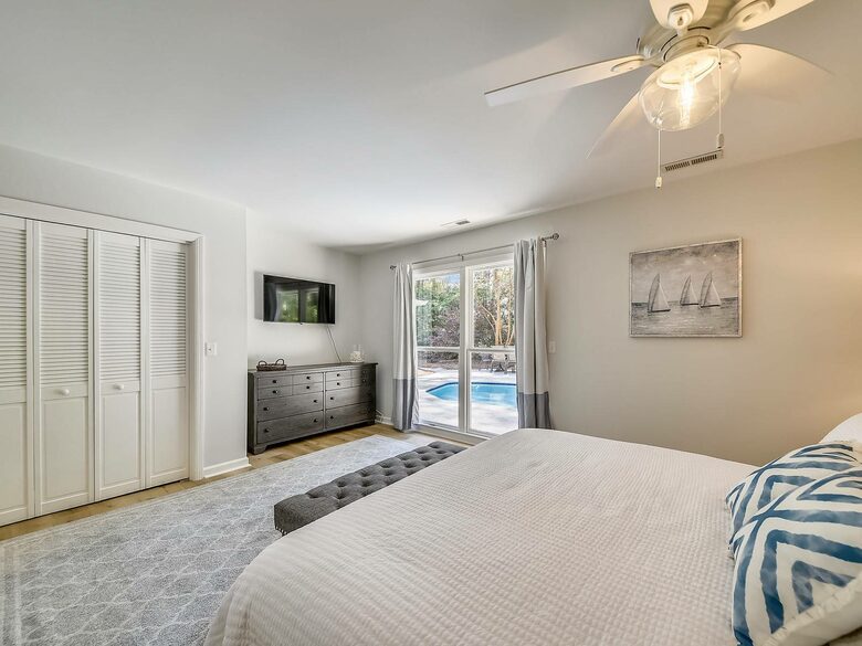 Old Military Road Retreat | Walk to 5th Hole on Harbour Town Golf Links - Hilton Head Island, South Carolina