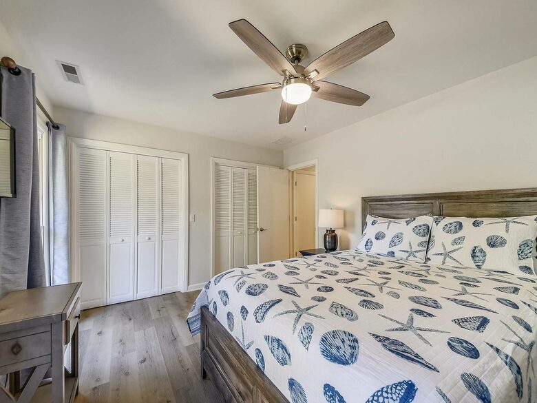 Old Military Road Retreat | Walk to 5th Hole on Harbour Town Golf Links - Hilton Head Island, South Carolina