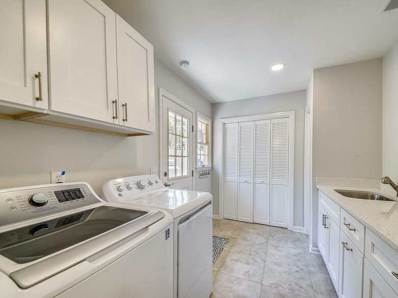 Old Military Road Retreat | Walk to 5th Hole on Harbour Town Golf Links - Hilton Head Island, South Carolina