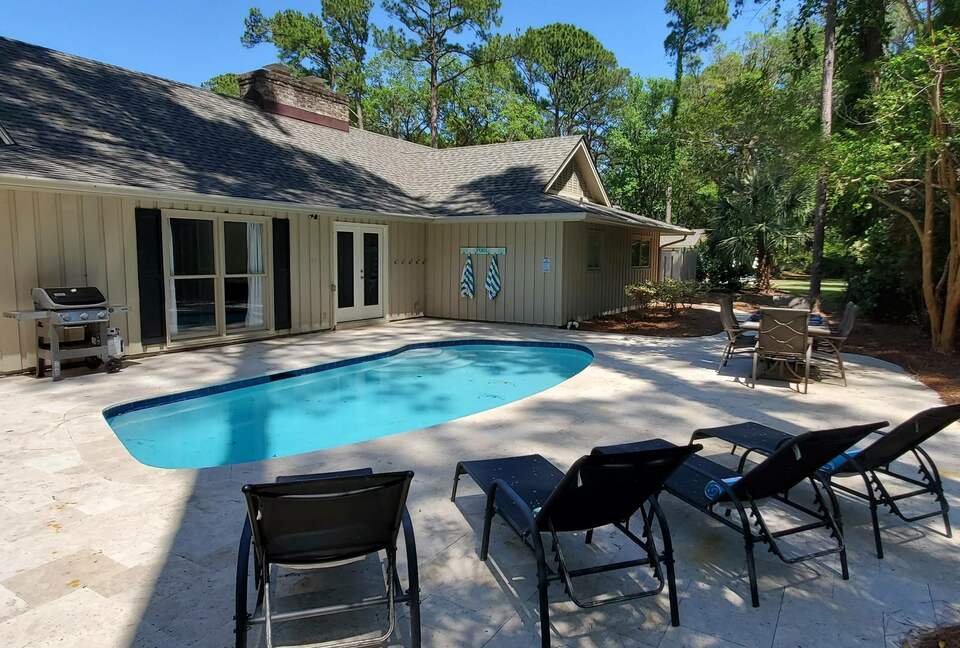 Old Military Road Retreat | Walk to 5th Hole on Harbour Town Golf Links - Hilton Head Island, South Carolina