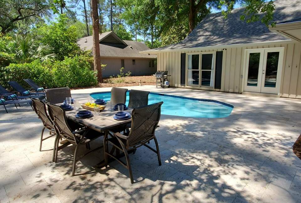 Old Military Road Retreat | Walk to 5th Hole on Harbour Town Golf Links - Hilton Head Island, South Carolina