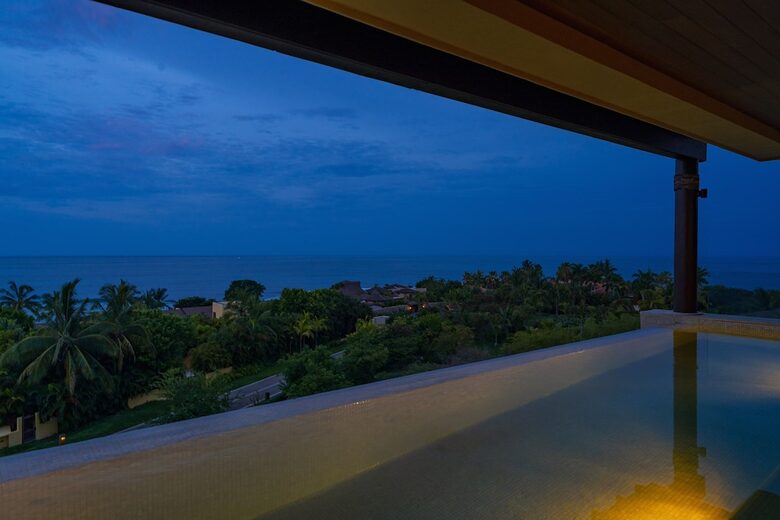 Casa Corpeteña | Unobstructed Pacific and Bay Views | Includes Golf Cart - Valle de Banderas, Mexico