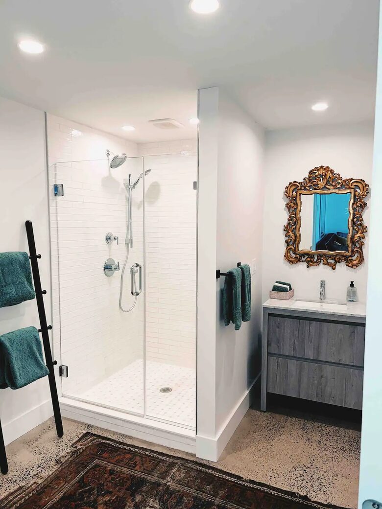 Private Guesthouse at Avalanche Farms | with Stream Access - Saugerties, New York