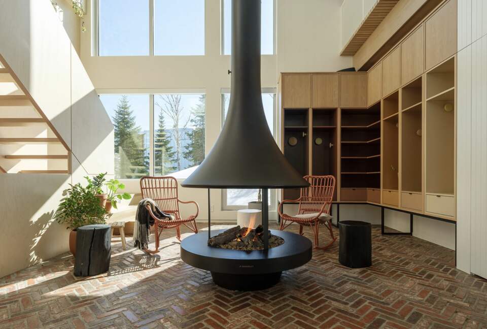 Bertha | Mountaintop Retreat - Petite-Riviere-Saint-François, Canada