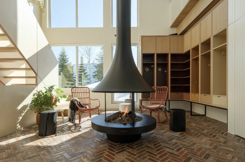 Bertha | Mountaintop Retreat - Petite-Riviere-Saint-François, Canada