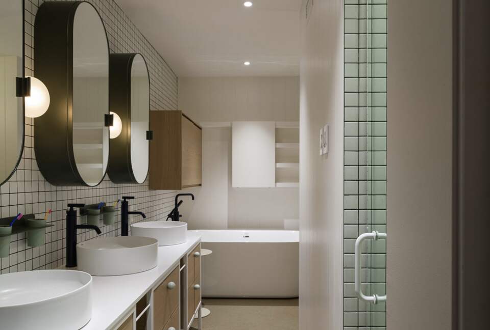 Bertha | Mountaintop Retreat - Petite-Riviere-Saint-François, Canada