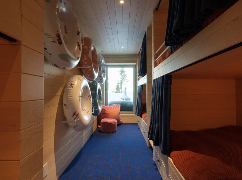 Bertha | Mountaintop Retreat - Petite-Riviere-Saint-François, Canada