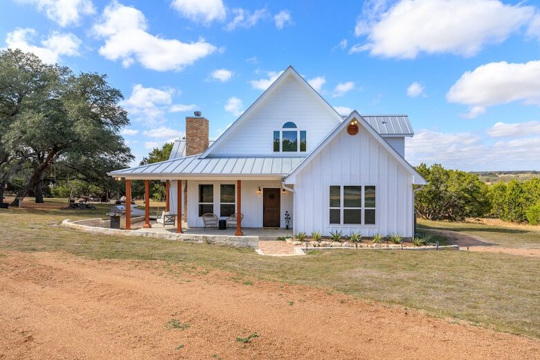 12 Acre Designer Farmhouse | TX Hill Country - Stonewall, Texas