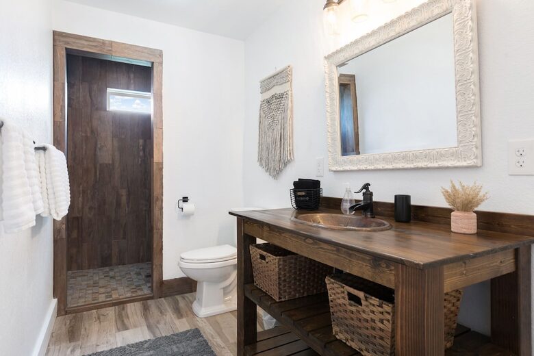 12 Acre Designer Farmhouse | TX Hill Country - Stonewall, Texas