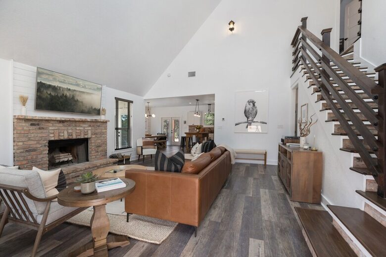 12 Acre Designer Farmhouse | TX Hill Country - Stonewall, Texas