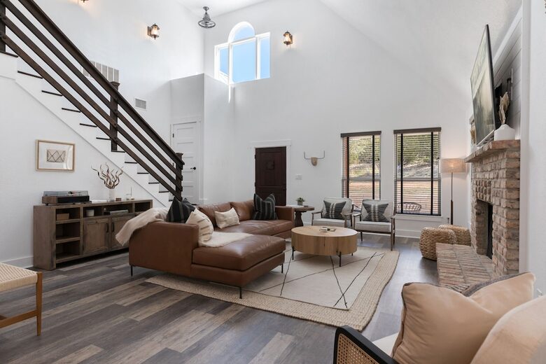 12 Acre Designer Farmhouse | TX Hill Country - Stonewall, Texas