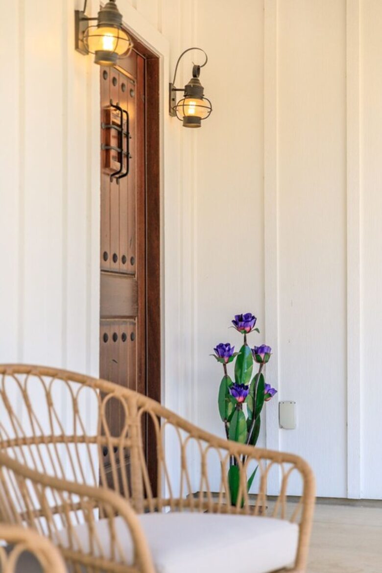 12 Acre Designer Farmhouse | TX Hill Country - Stonewall, Texas