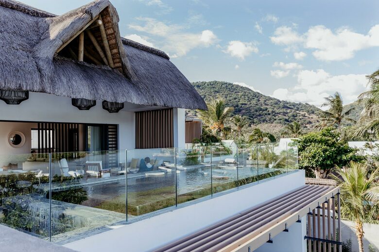 Penthouse Paradise - black river, Mauritius