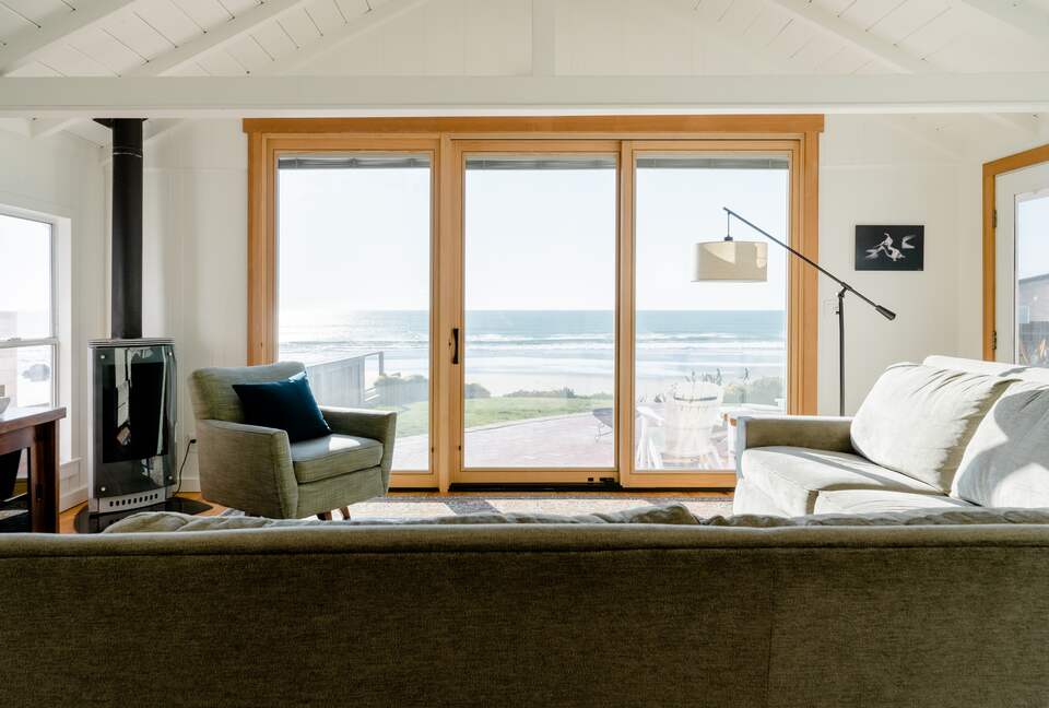 Charming Ocean Front Cottage - Cayucos, California